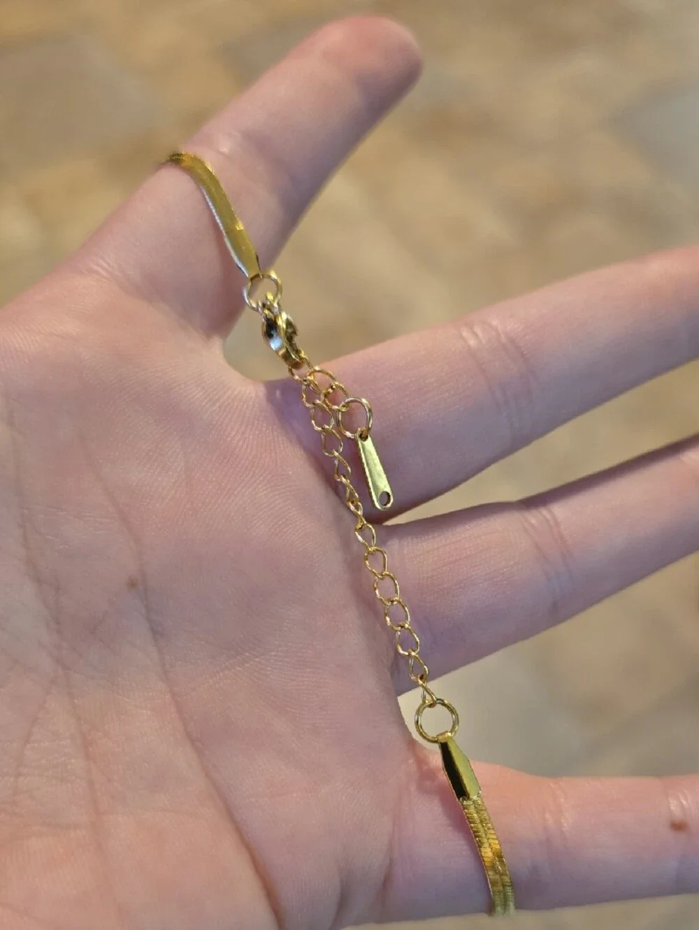 N/A elegant gold
